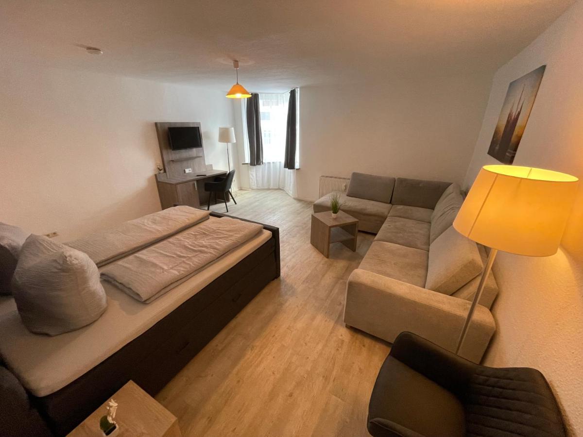 Semlow Appartements Stralsund Bagian luar foto