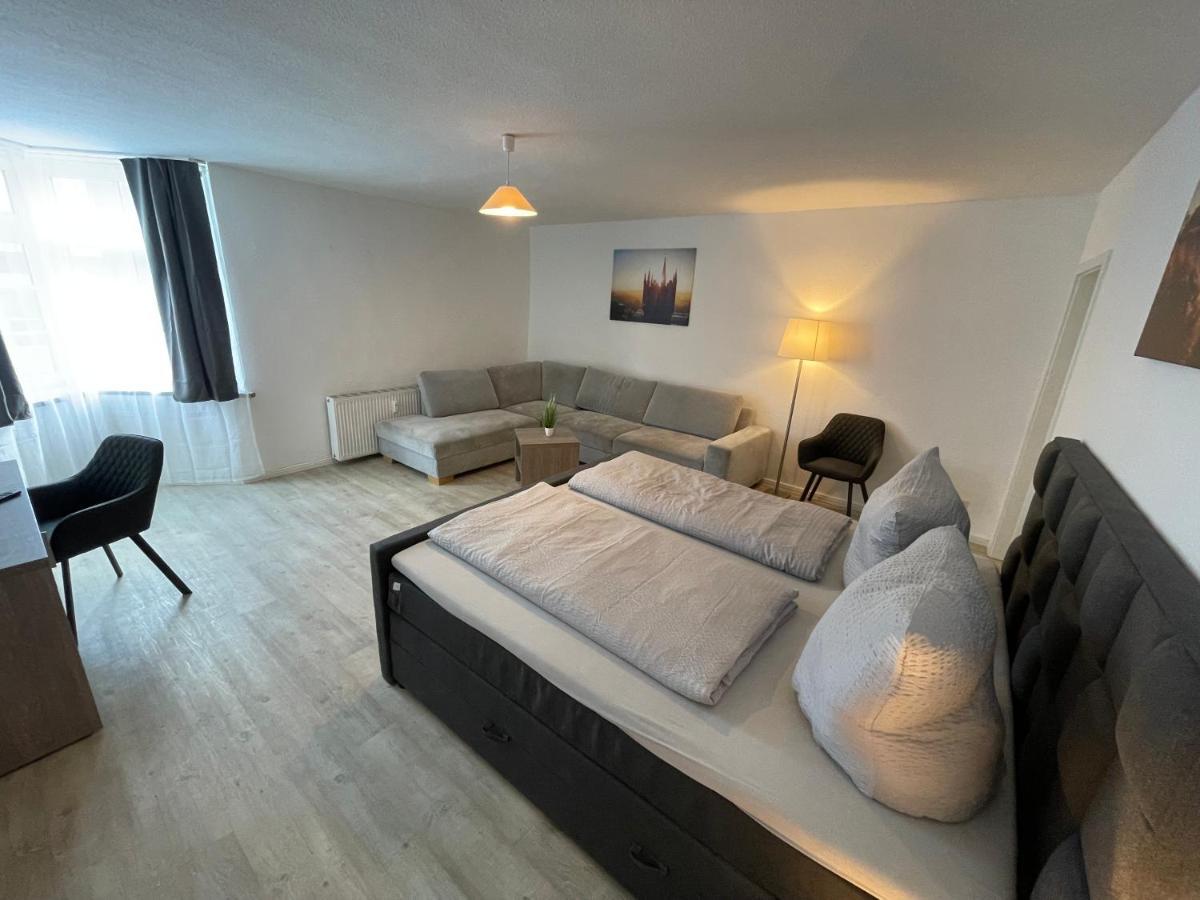 Semlow Appartements Stralsund Bagian luar foto